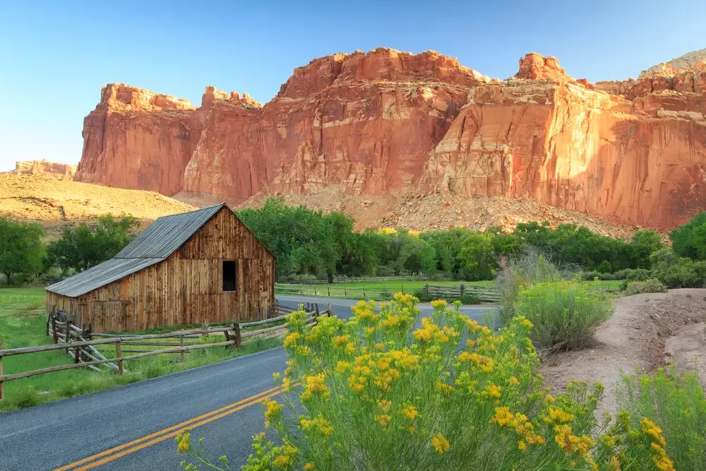 Capitol Reef National Park - Barn surrounded by red rocks