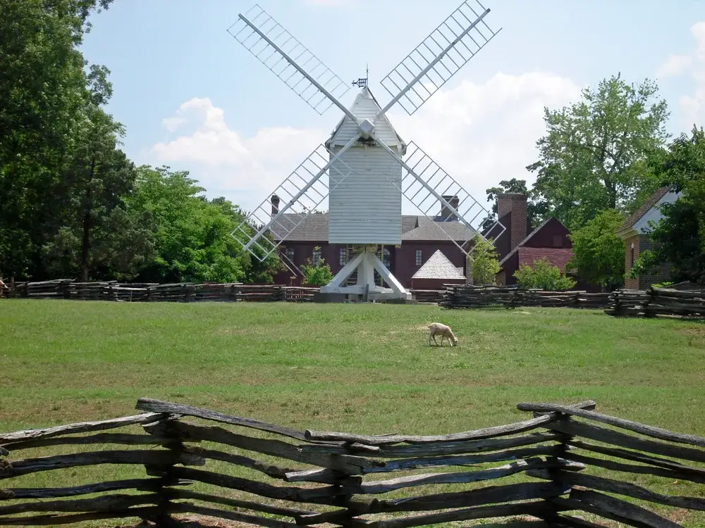 Williamsburg, Colonial Parkway, Virginia, USA