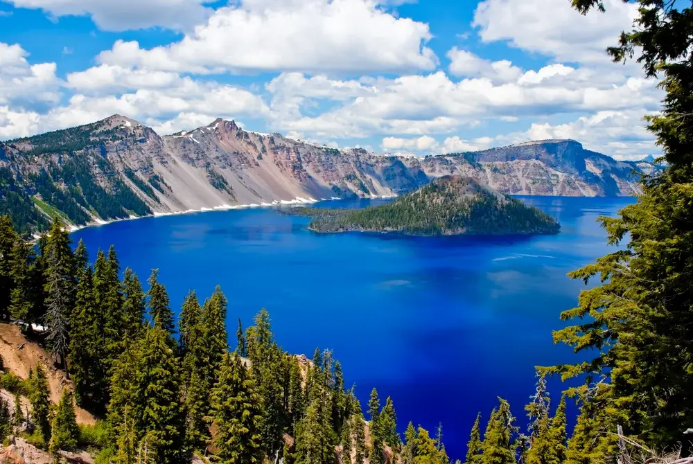 Crater Lake, Oregon, Pacific Northwest USA