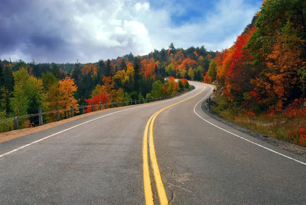 New England - Autumn road
