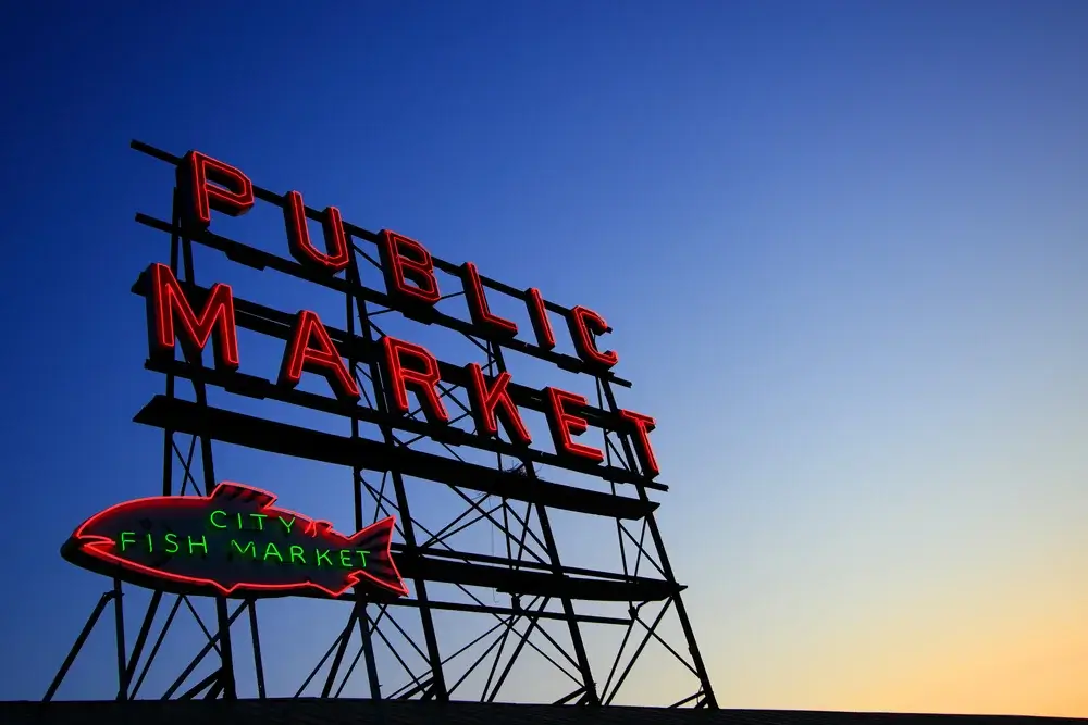 Pikes Place Market, Seattle waterfront, Washington, Northwest Explorer USA