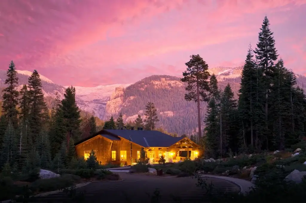 Wuksachi Lodge, Sequoia National Park