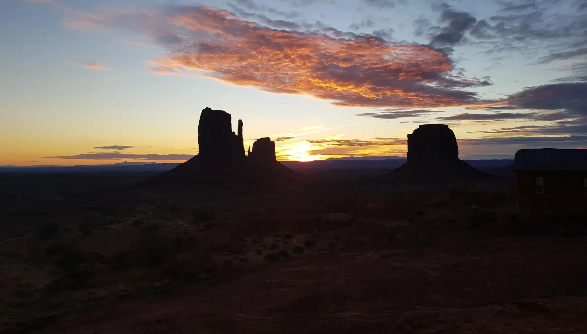Monument Valley client road trip image