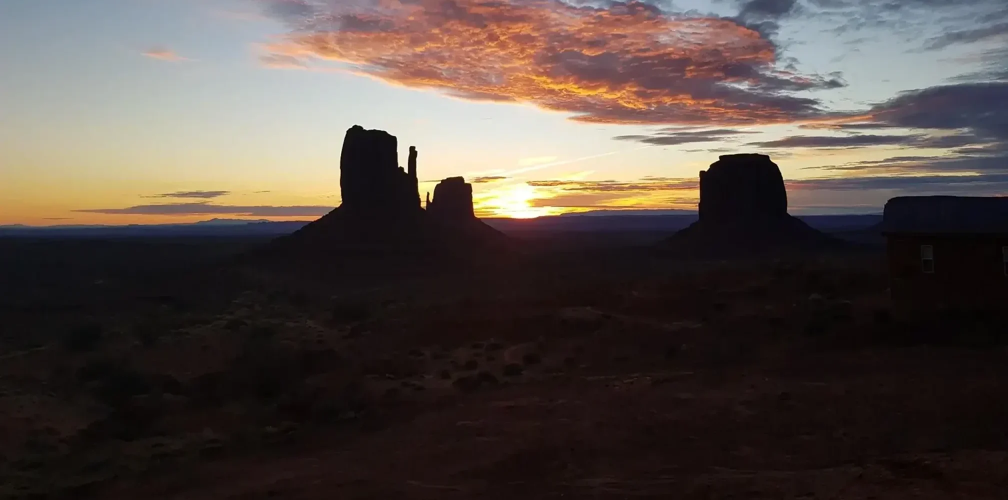 Monument Valley client road trip image